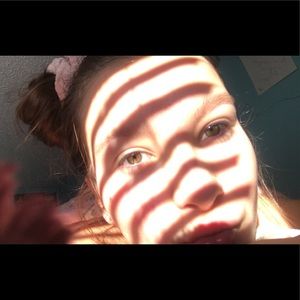 Meet your Posher, Hope